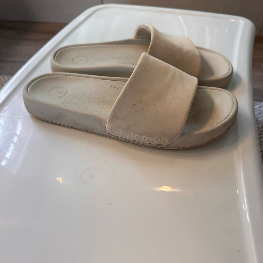 lululemon athletica Women's Neutral Cream Slide Sandals